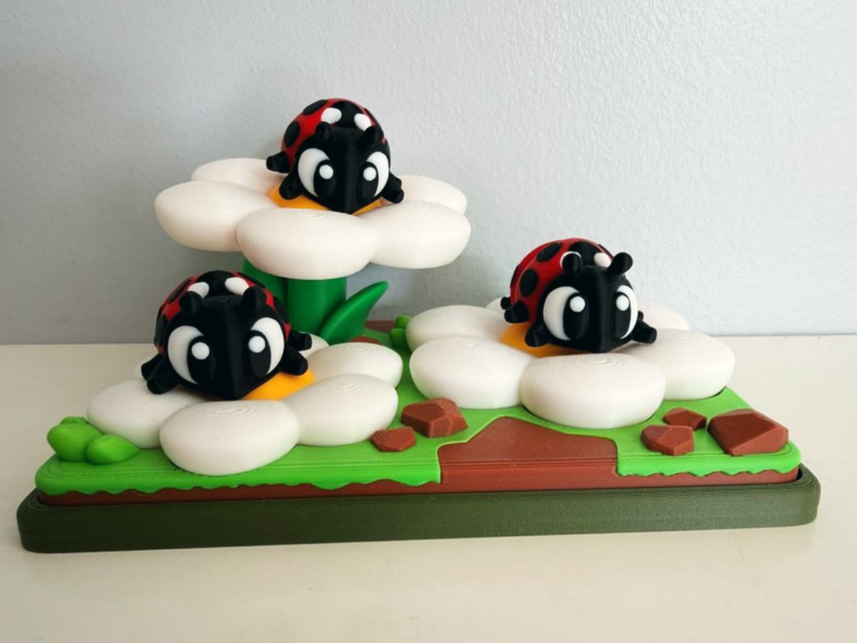 Flexi Ladybug and Flower Bed Playset
